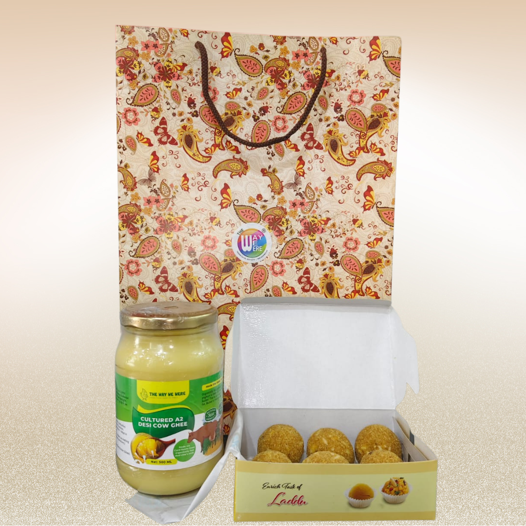 Hamper 3 (Desi Ghee + 6 pcs Ladoo)